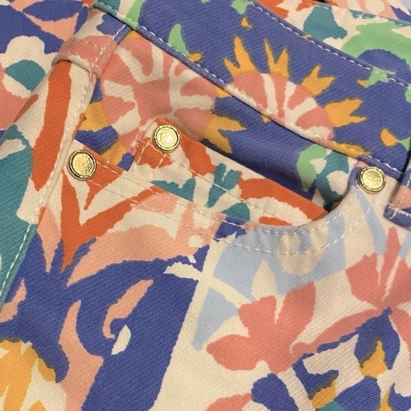 J. McLaughlin Lexi Jeans In Midi Oahu Print Size 4 - Picture 6 of 14